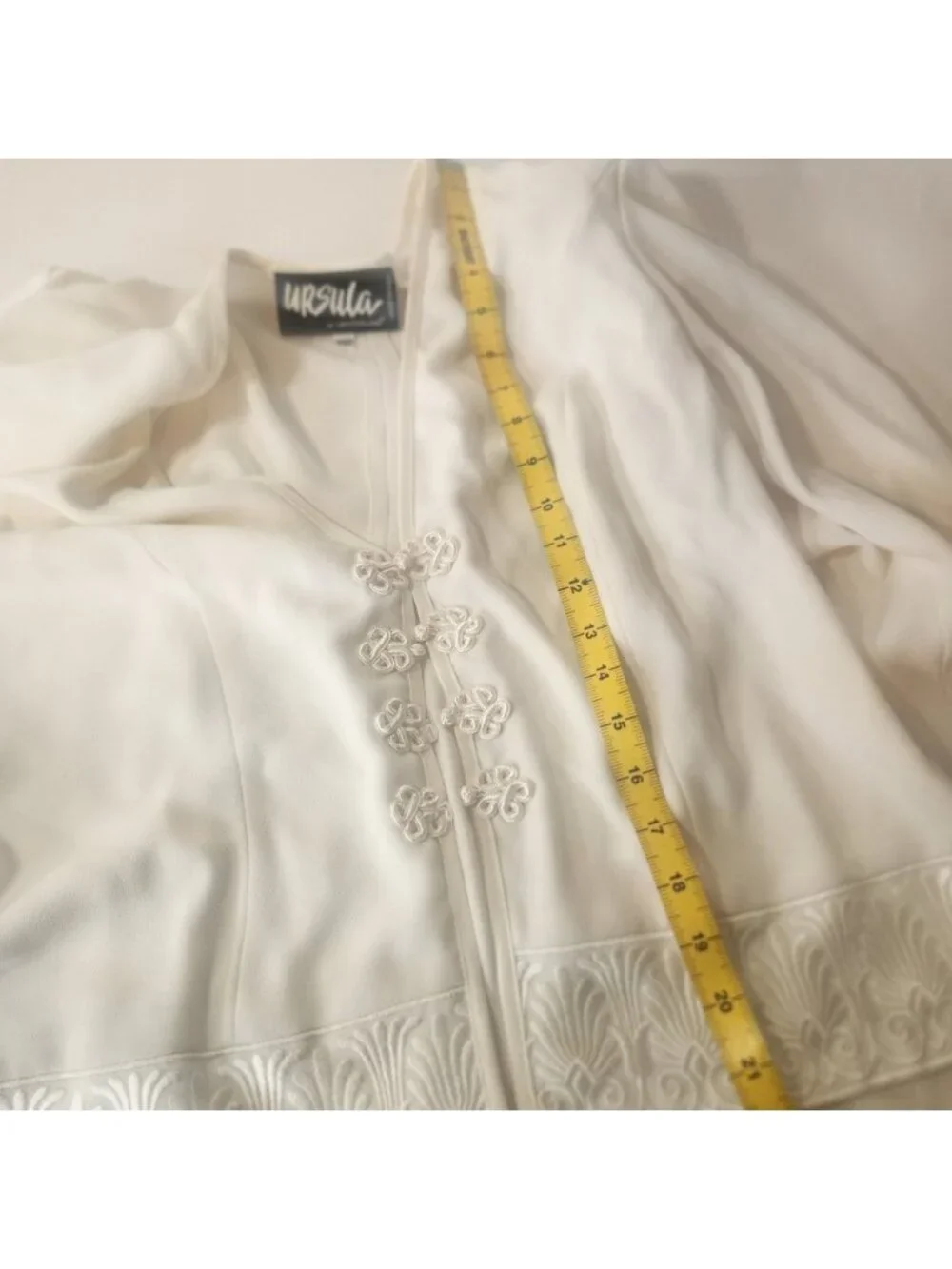 Ursula of Switzerland White Evening Jacket 14P Frog Closure Embroidered‎ Formal